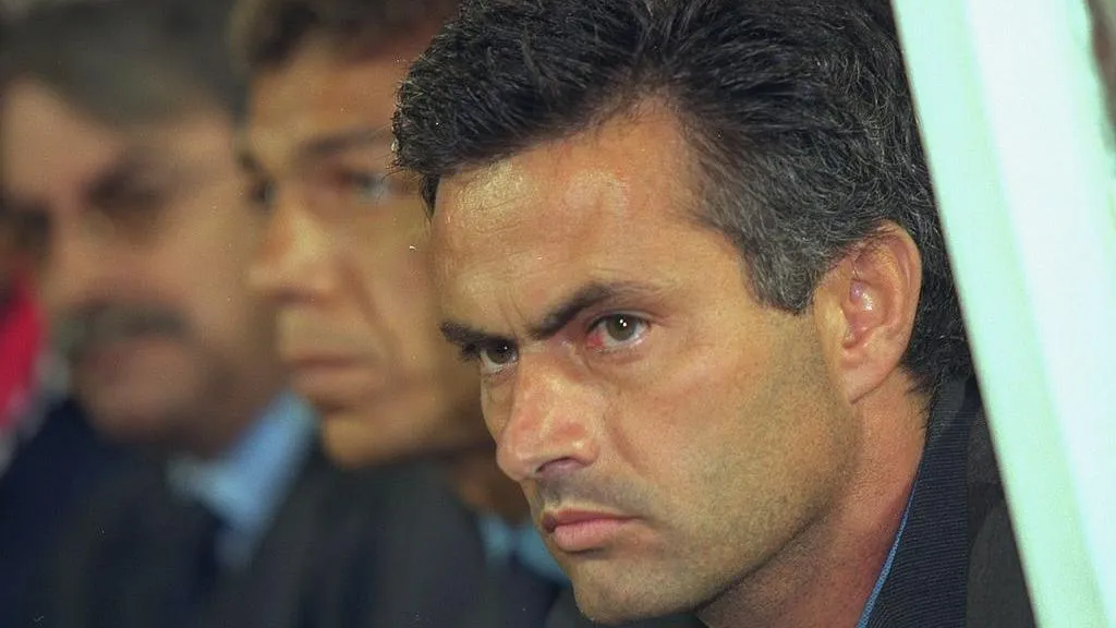 Mourinho Returns at SL Benfica After 25 Years: A Legend’s Gamble?